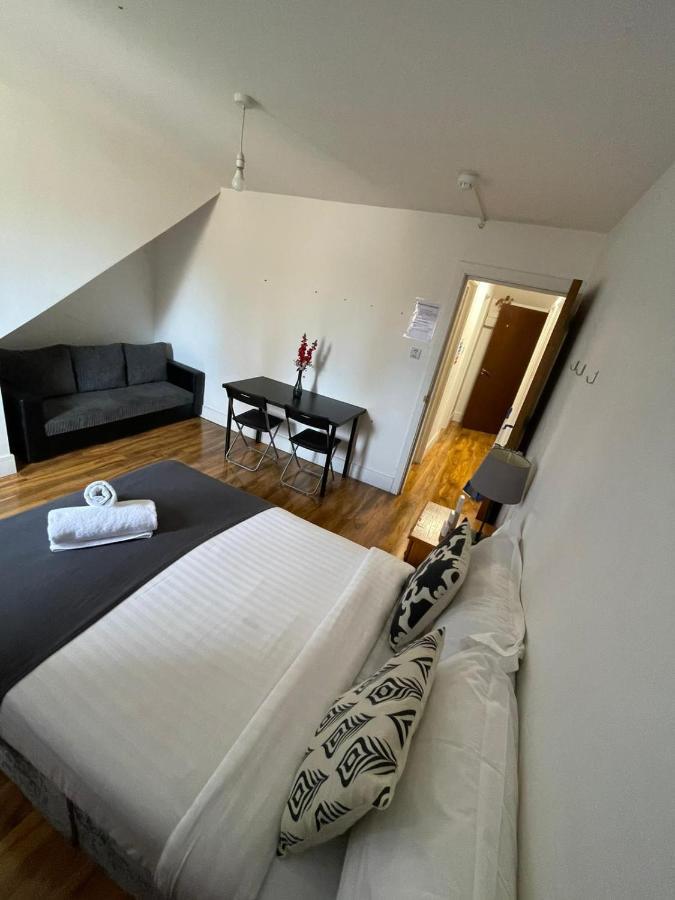 Sw16 Norbury Guesthouse London Exteriör bild